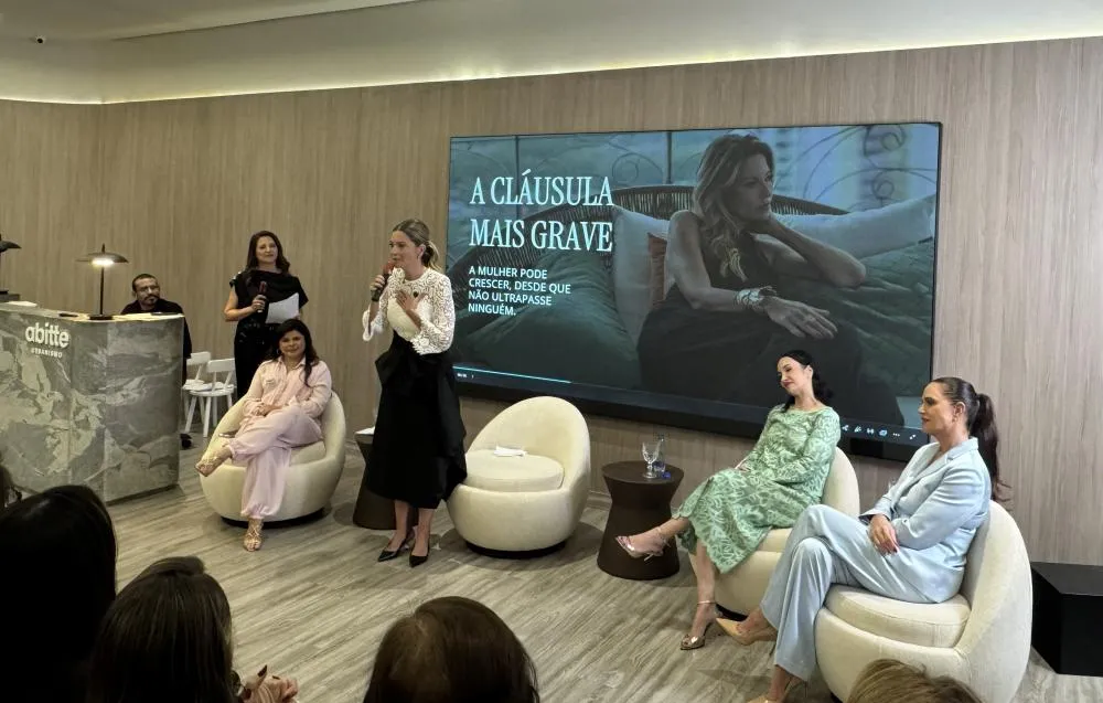 LIDE reúne mais de 150 mulheres em evento beneficente com Luiza Brunet em Cuiabá